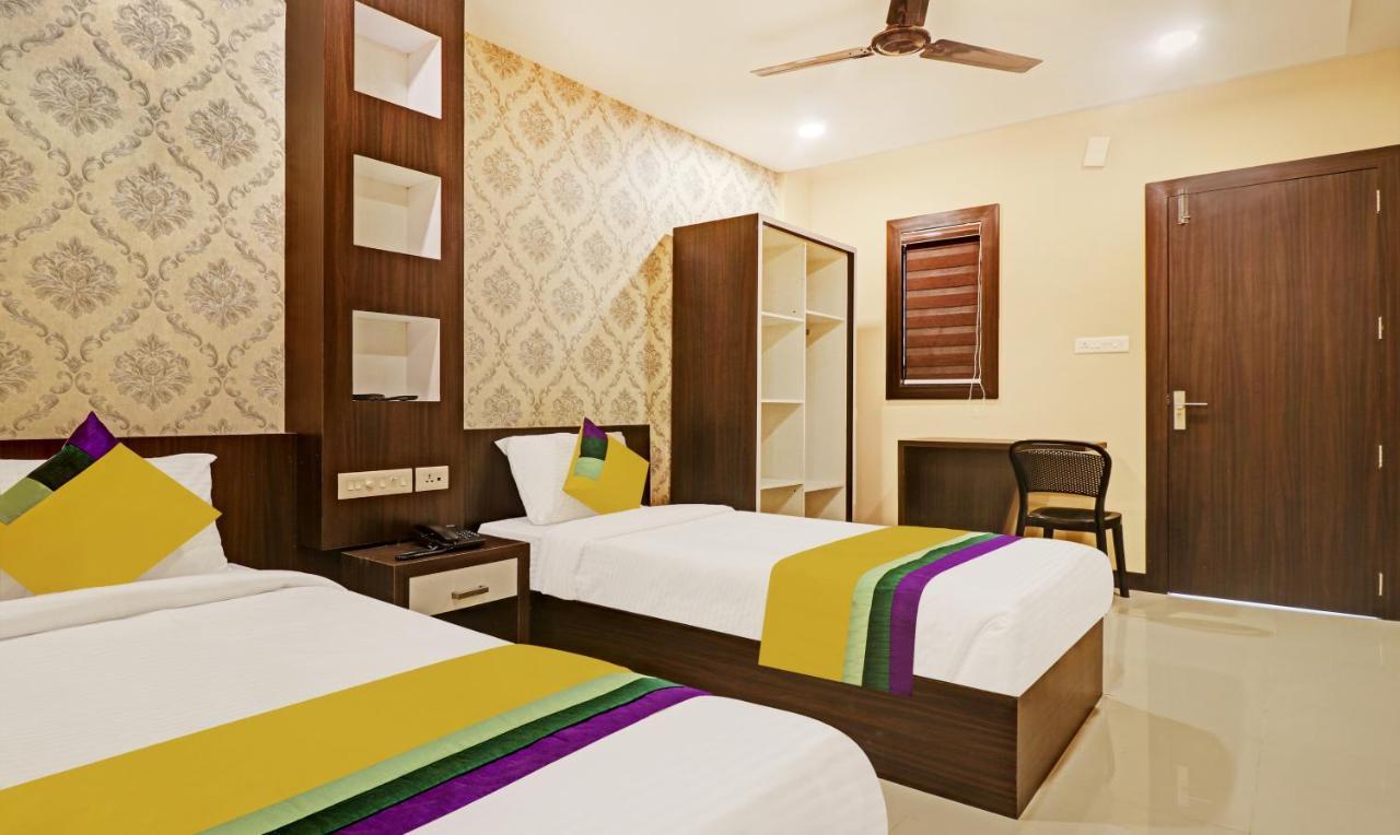 Itsy Hotels Sapphire Residency Manjeri Екстер'єр фото