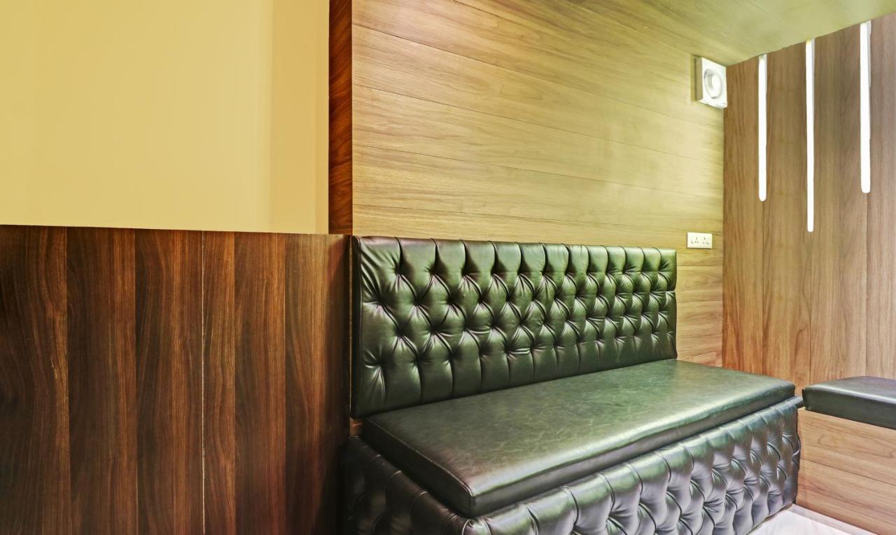 Itsy Hotels Sapphire Residency Manjeri Екстер'єр фото