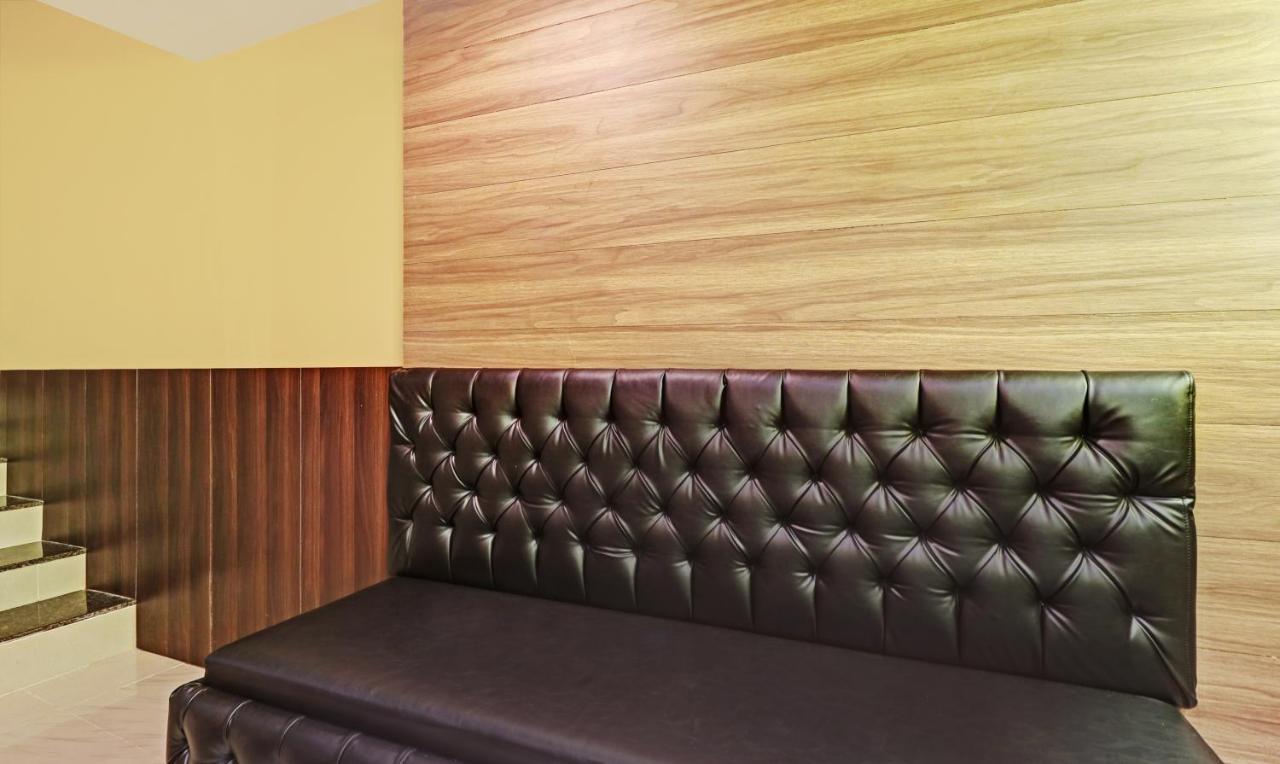 Itsy Hotels Sapphire Residency Manjeri Екстер'єр фото