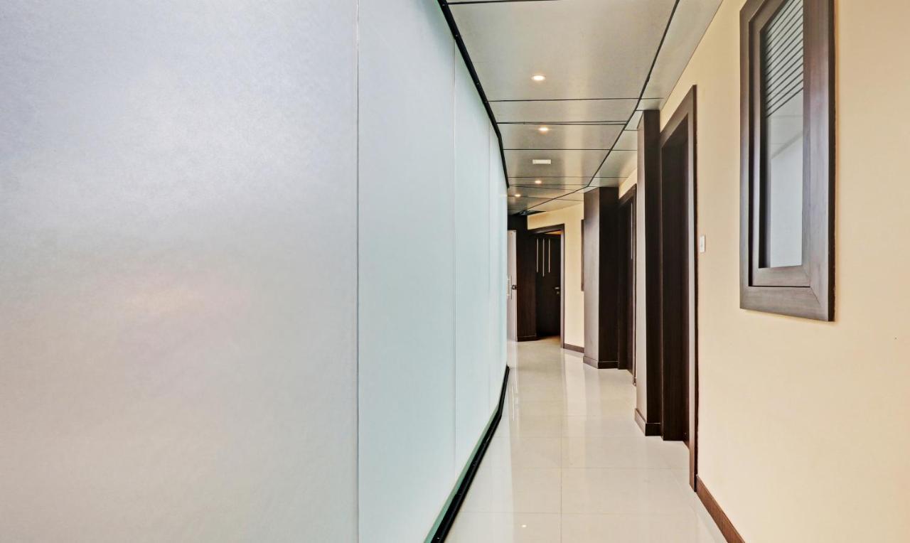 Itsy Hotels Sapphire Residency Manjeri Екстер'єр фото